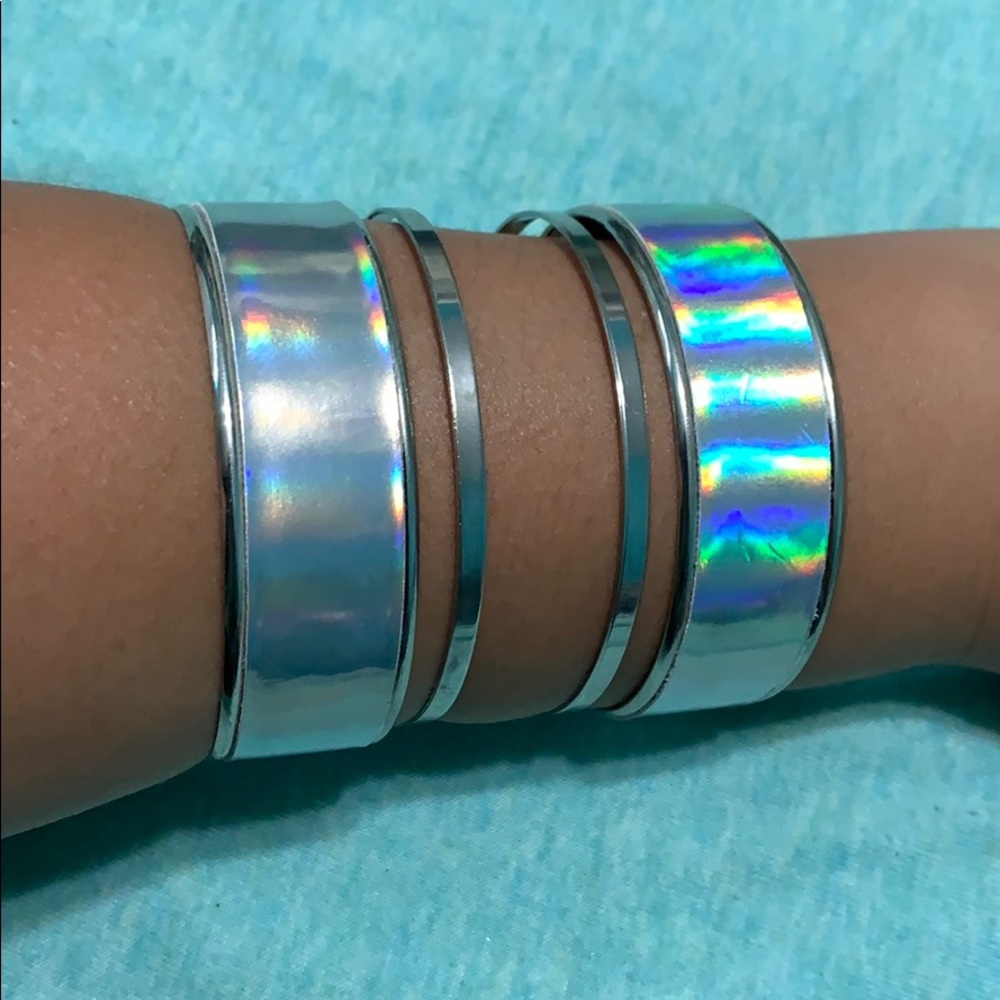 Iridescent bangle